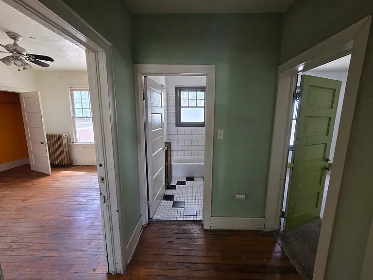 1502 Silver Ave SE — Photo 7