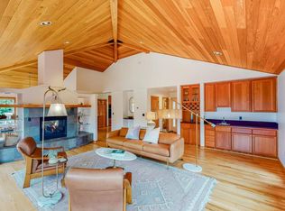 47215 Hillcrest Dr, Neskowin, OR