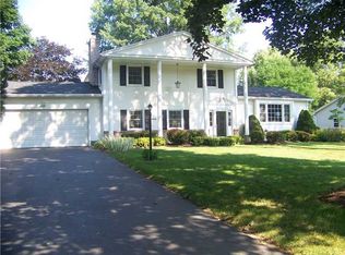 22 N Psge, Fairport, NY 14450