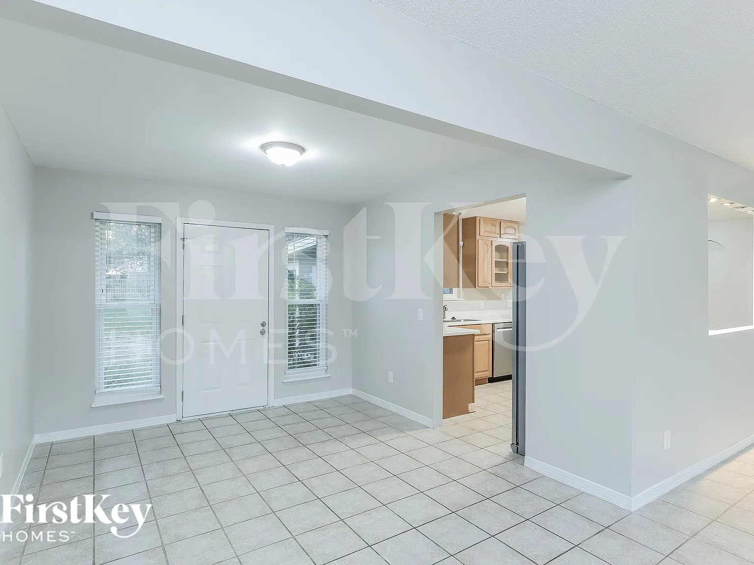 3 bed, 2.0 bath, 1848 sqft, $2,350 — Photo 4