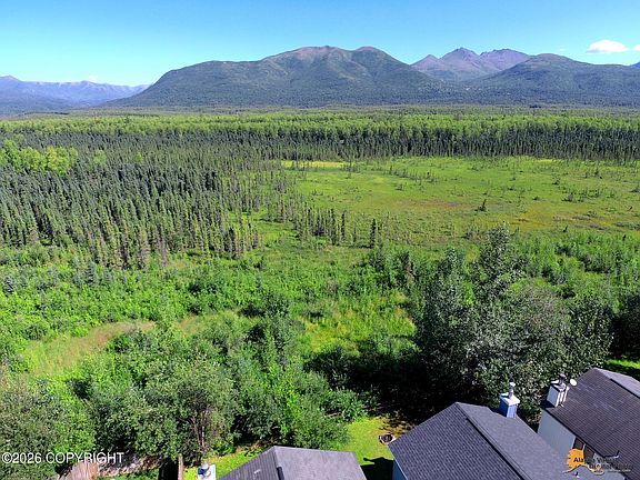 3rd image of 8736 Cross Pointe Loop