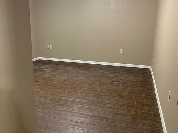 2nd image of 515 Carri Dr