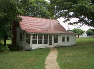 412 High St, Dickson, TN 37055