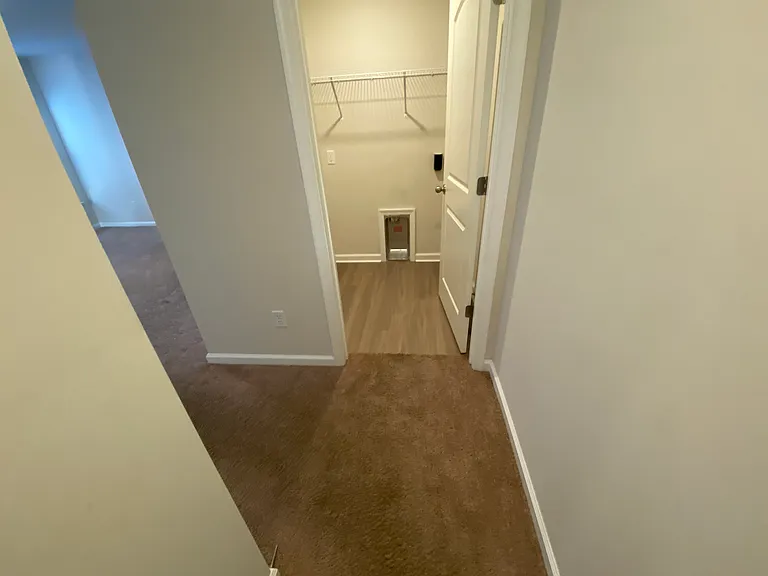 1512 Auckland Ct — Photo 19