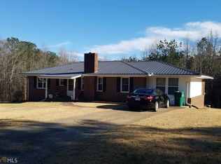 73 James St, Tallapoosa, GA 30176