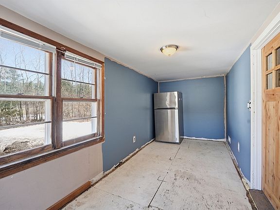 4th image of 5 Torrey St