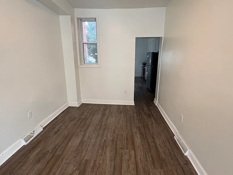 338 Hamilton St — Photo 3