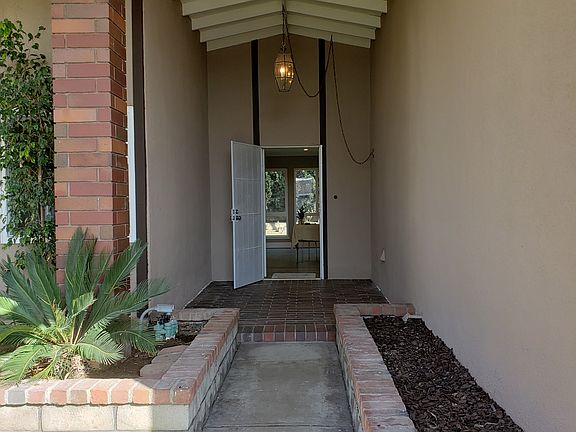 2nd image of 11207 Surrey Ave
