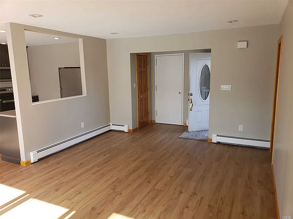 3rd image of 1 Park Woods Ln #3