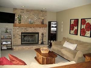 2nd image of 3105 Woodridge Ln