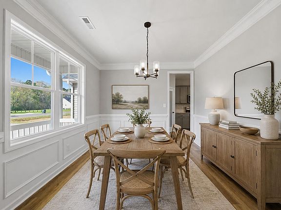 3rd image of 9278 Bear Run Ln