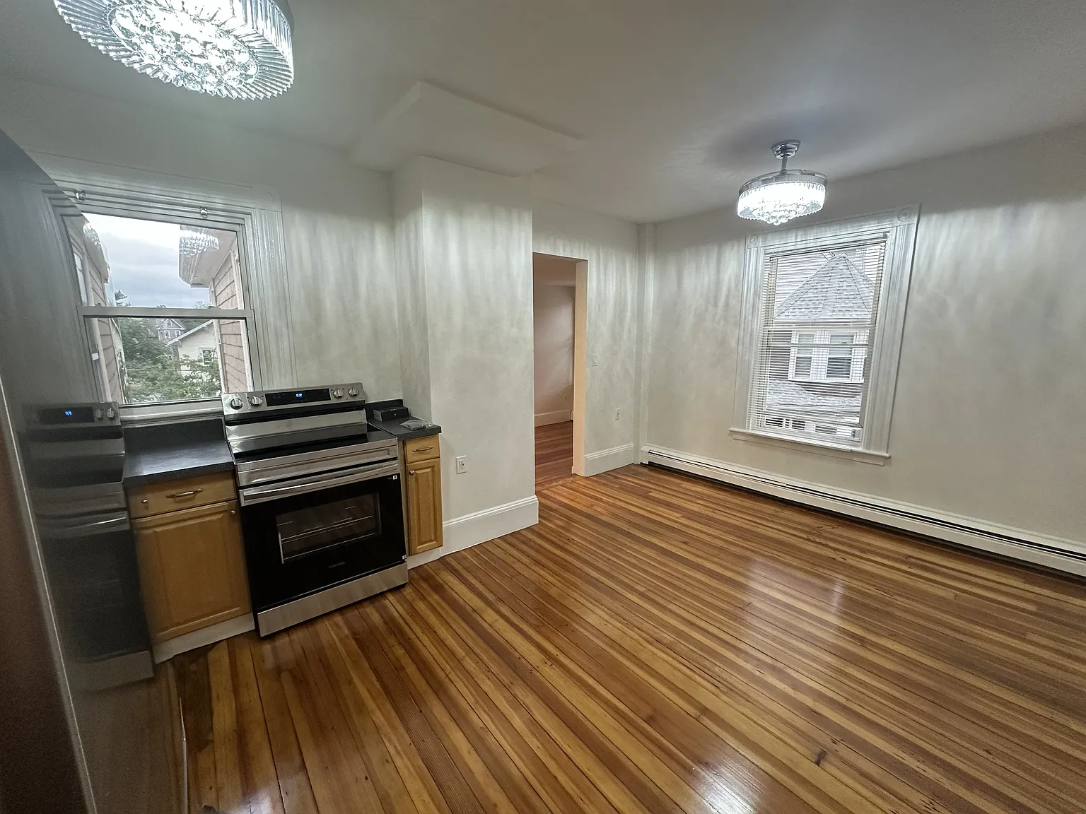 2 bed, 810 sqft, $2,500 — Photo 4