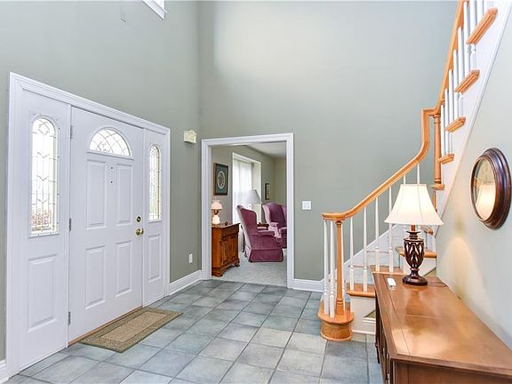 2nd image of 1065 Fox Den Trl