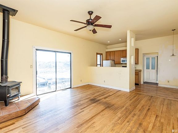 3rd image of 1208 Powhattan Ave