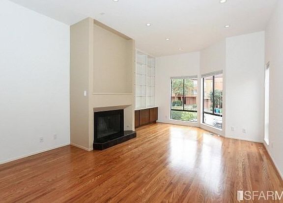 5th image of 226 N Lake Merced Hls