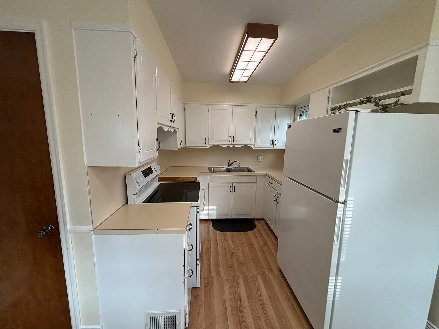 2 bed, 1009 sqft, $1,500 — Photo 4