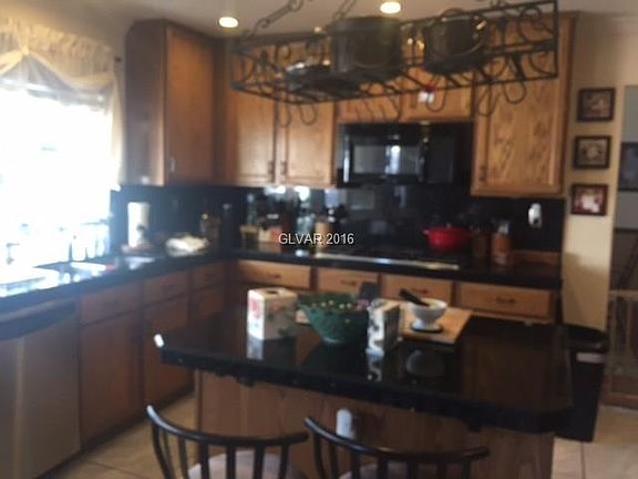 4th image of 10013 Sailfish Cir #0