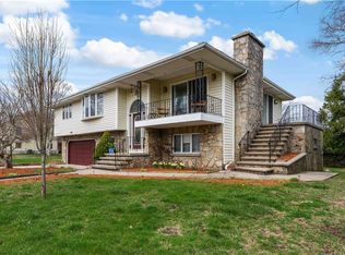 10 Stuart St, Warren, RI 02885