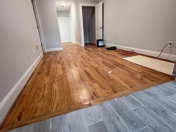 2nd image of 479 N 6th St #1