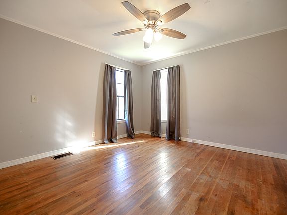 4th image of 1306 Harold Ellen Dr