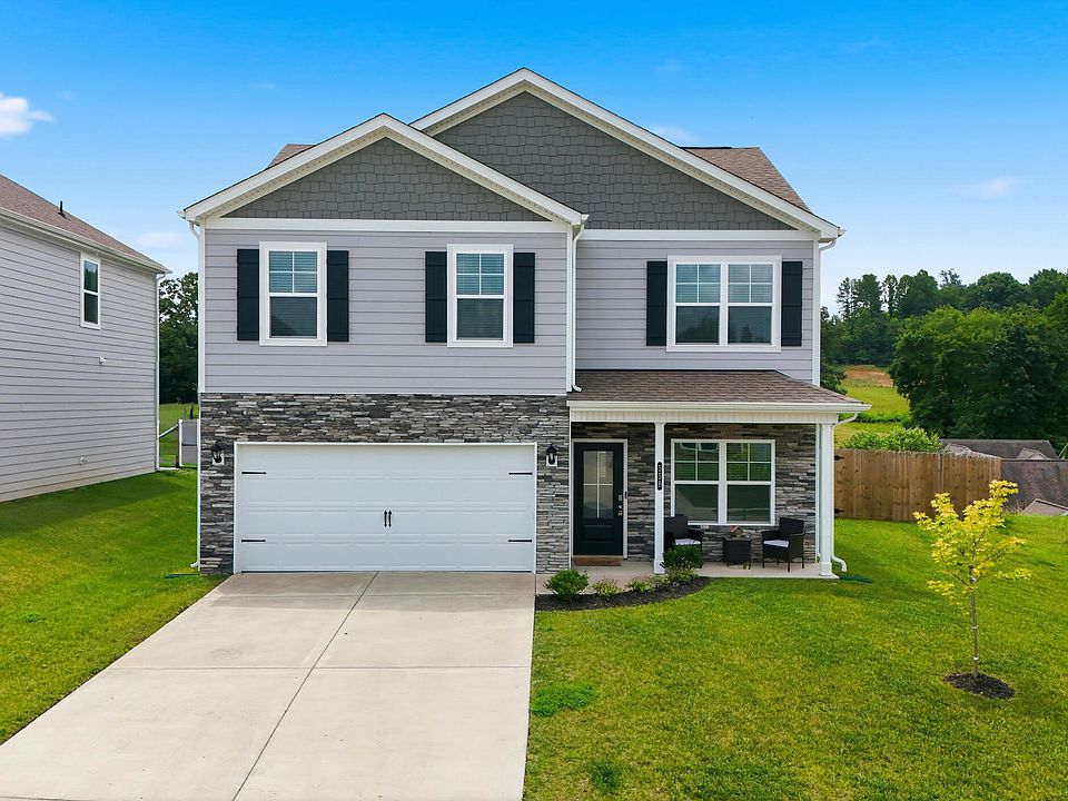 1st image of 558 Sedgewick Way
