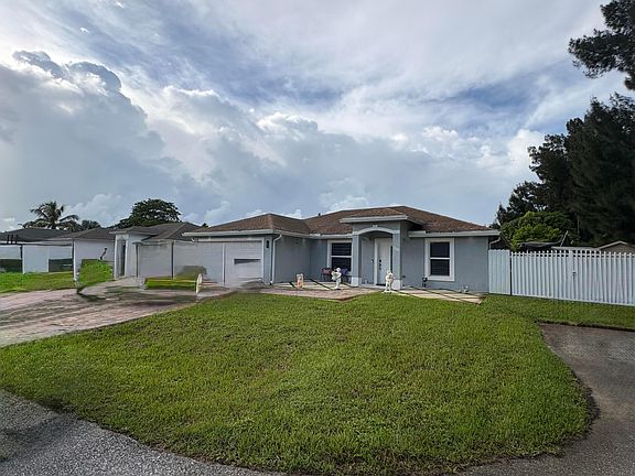 2nd image of 3941 TROPICAL Way