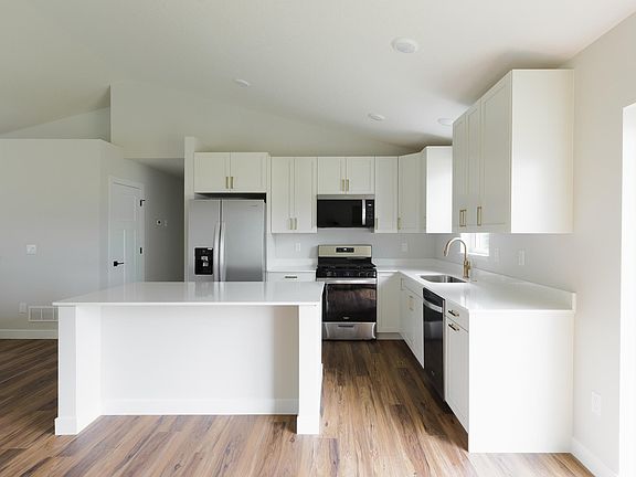 3rd image of 25863 24th St W