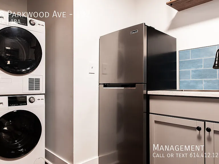 48 Parkwood Ave #102 — Photo 11