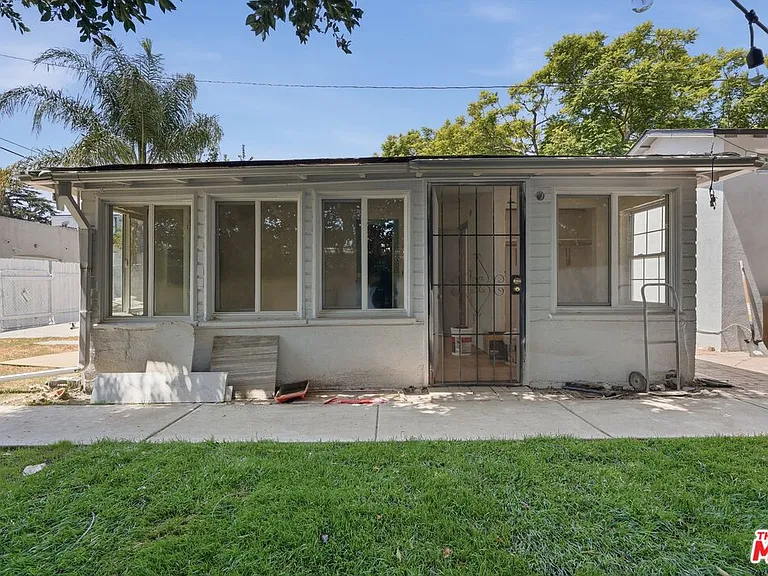 2938 Kansas Ave — Photo 34