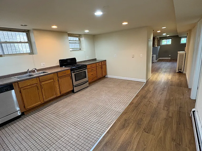 6641 N Ashland Ave #G — Photo 5