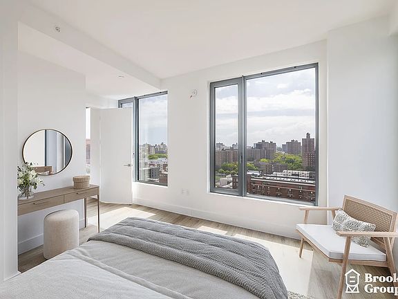 4th image of 310 Grand Concourse #14K