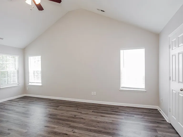 3834 Pauline Ln — Photo 11