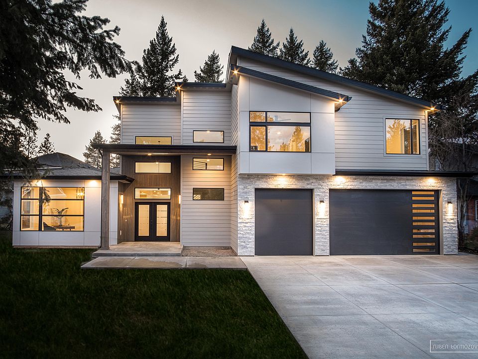 1st image of 8285 N Uplands Dr
