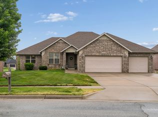 2147 N Citation Ave, Springfield, MO 65802