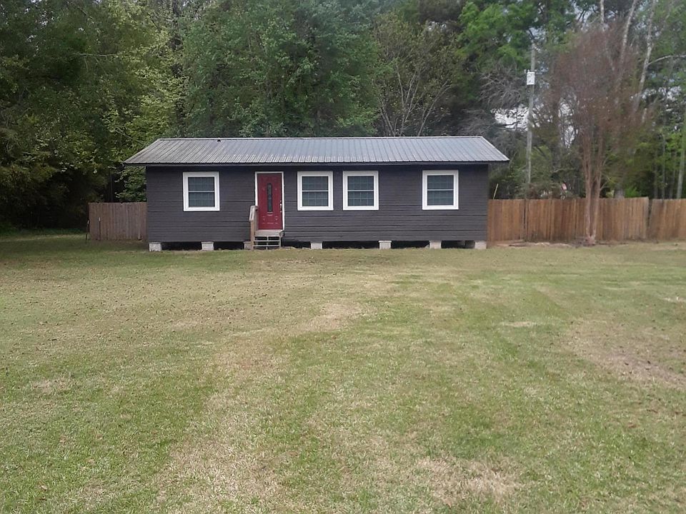 2nd image of 1077 Church Of God Rd