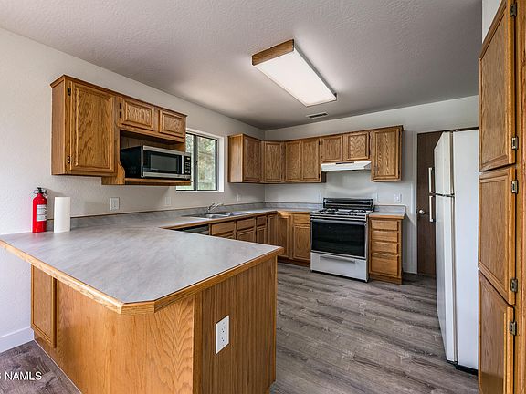 5th image of 3232 S Mehrhoff Pl