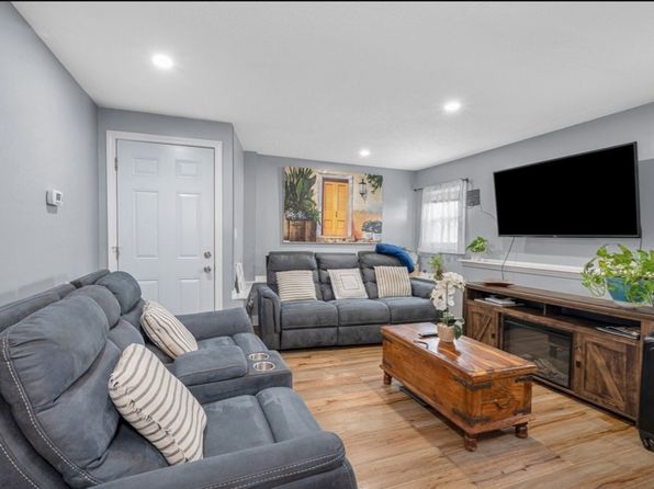 48 W Adams St #1