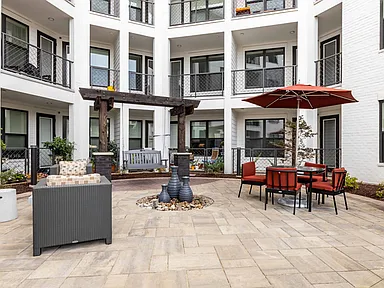 Vintage Gateway Apartments