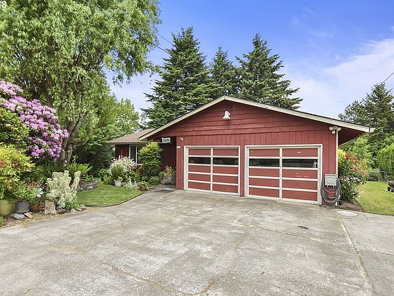 4th image of 4413 NE 40th Ave
