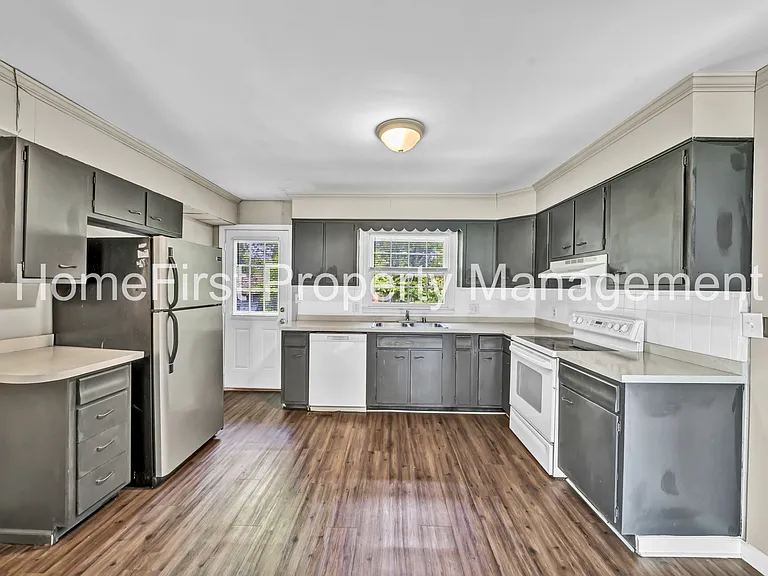105 Meadowlark Dr #B — Photo 23