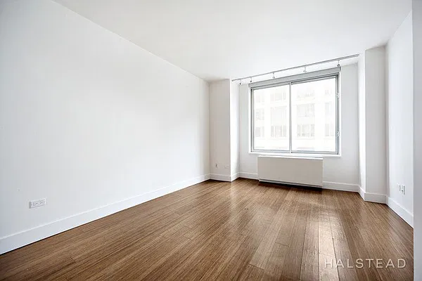 Rented by Halstead Real Estate | media 7