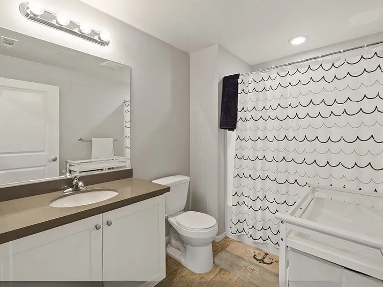 Bathroom 2