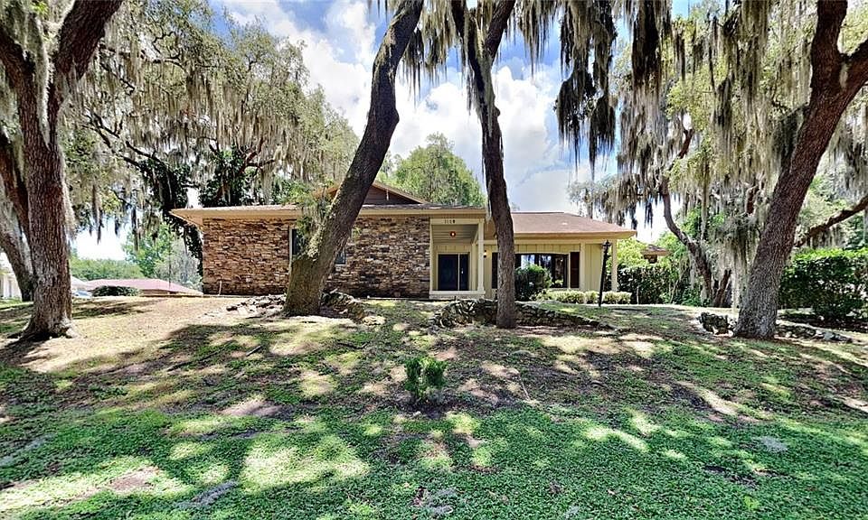 1st image of 1229 PALMETTO CIRCLE