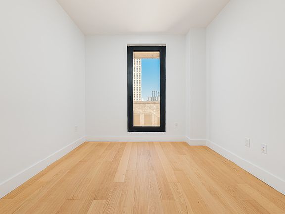 5th image of 224 W 124th St #1722
