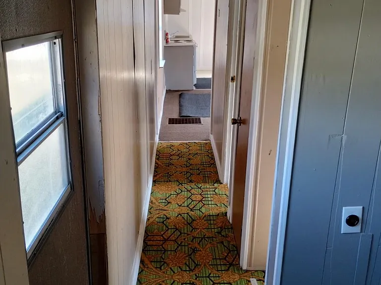 164 SE Camelot Loop — Photo 3