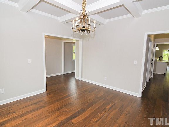 5th image of 108 Muirfield Pl
