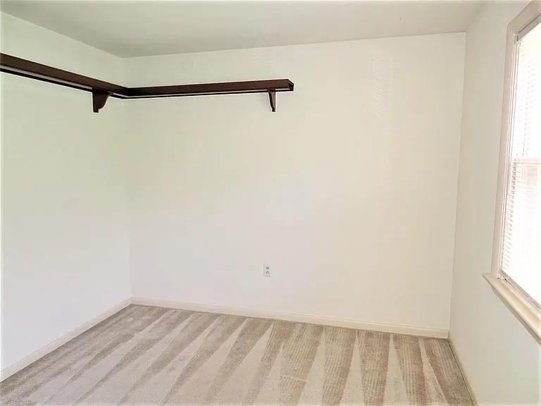 2511 Lititz Pike #F — Photo 13