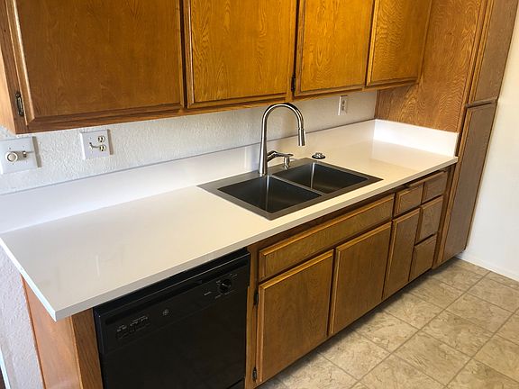 4th image of 1525 S Saltair Ave APT 112
