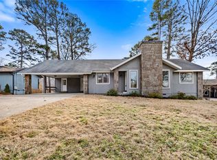 15 Oxford Ln, Bella Vista, AR 72714