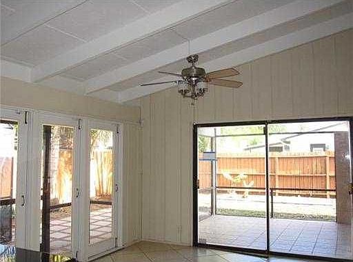 4th image of 5620 NE 18th Ter